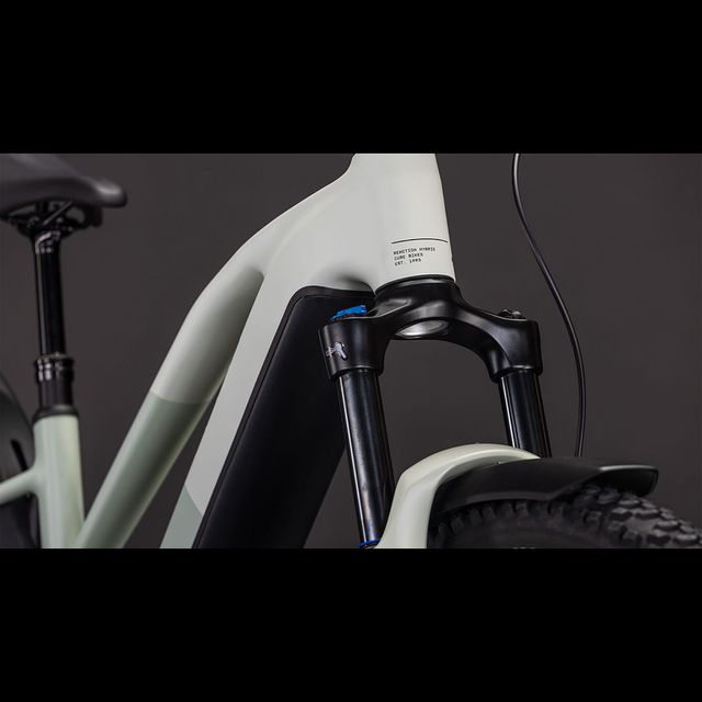CUBE Reaction Hybrid Pro 800 FE Trapeze sähköpyörä